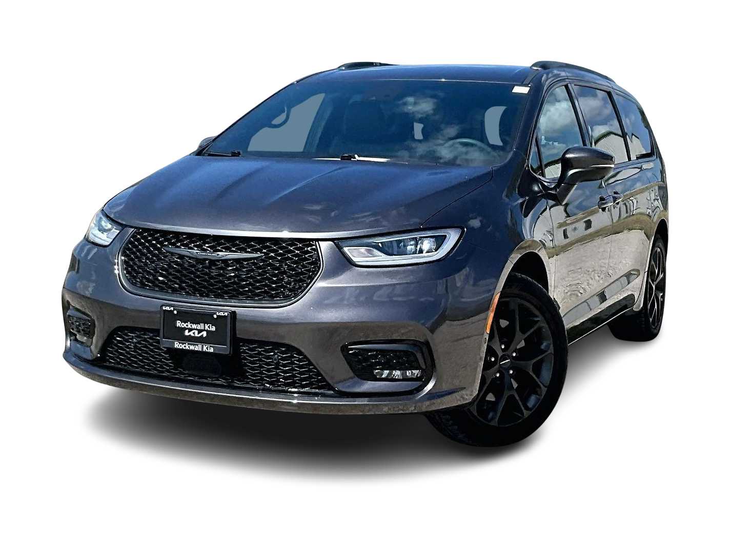 Thumbnail: 2023 Chrysler Pacifica - 1