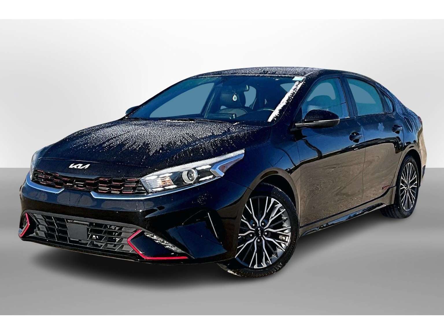2022 Kia FORTE GT-Line's photo