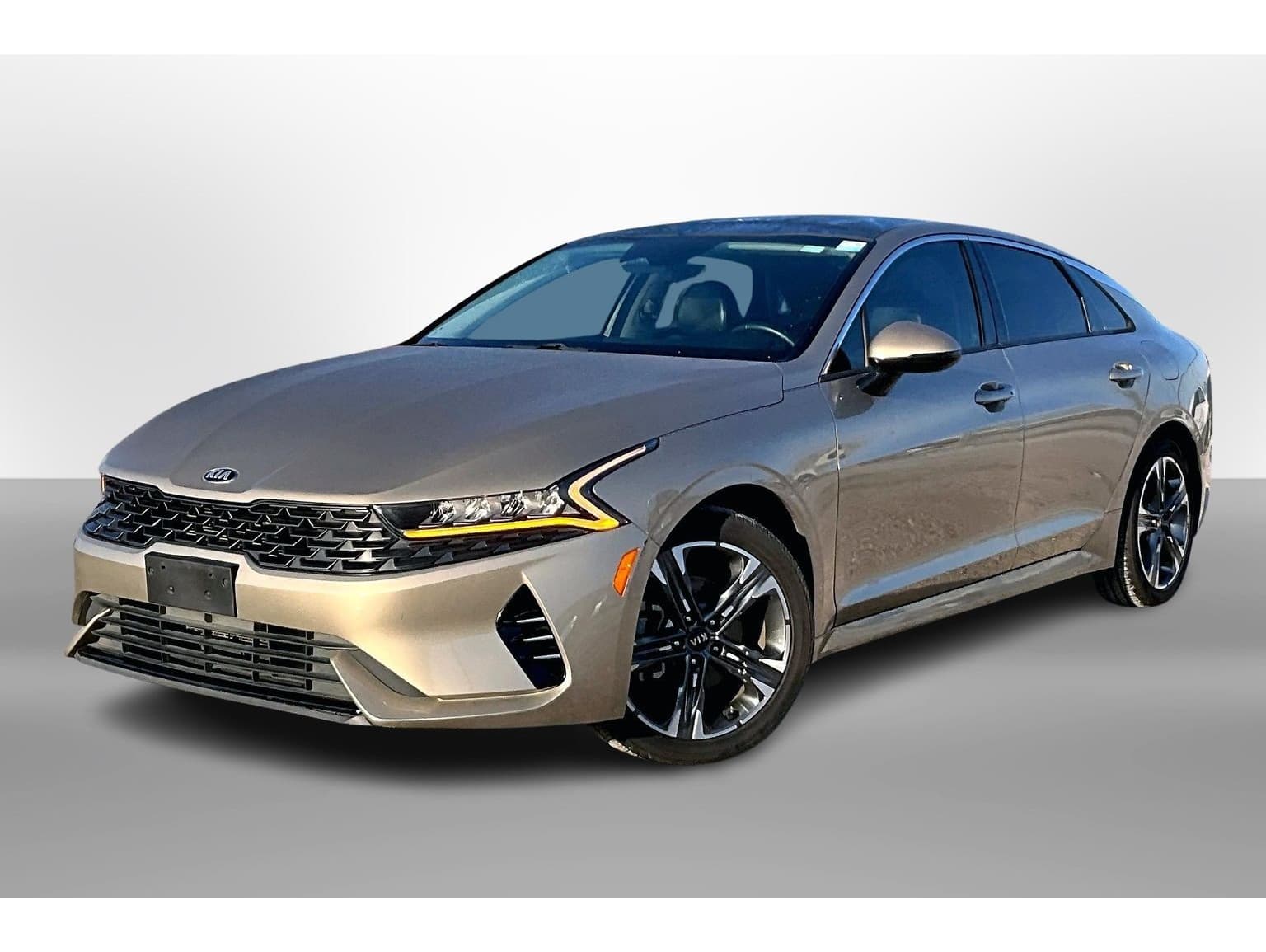 2021 Kia K5 EX's photo