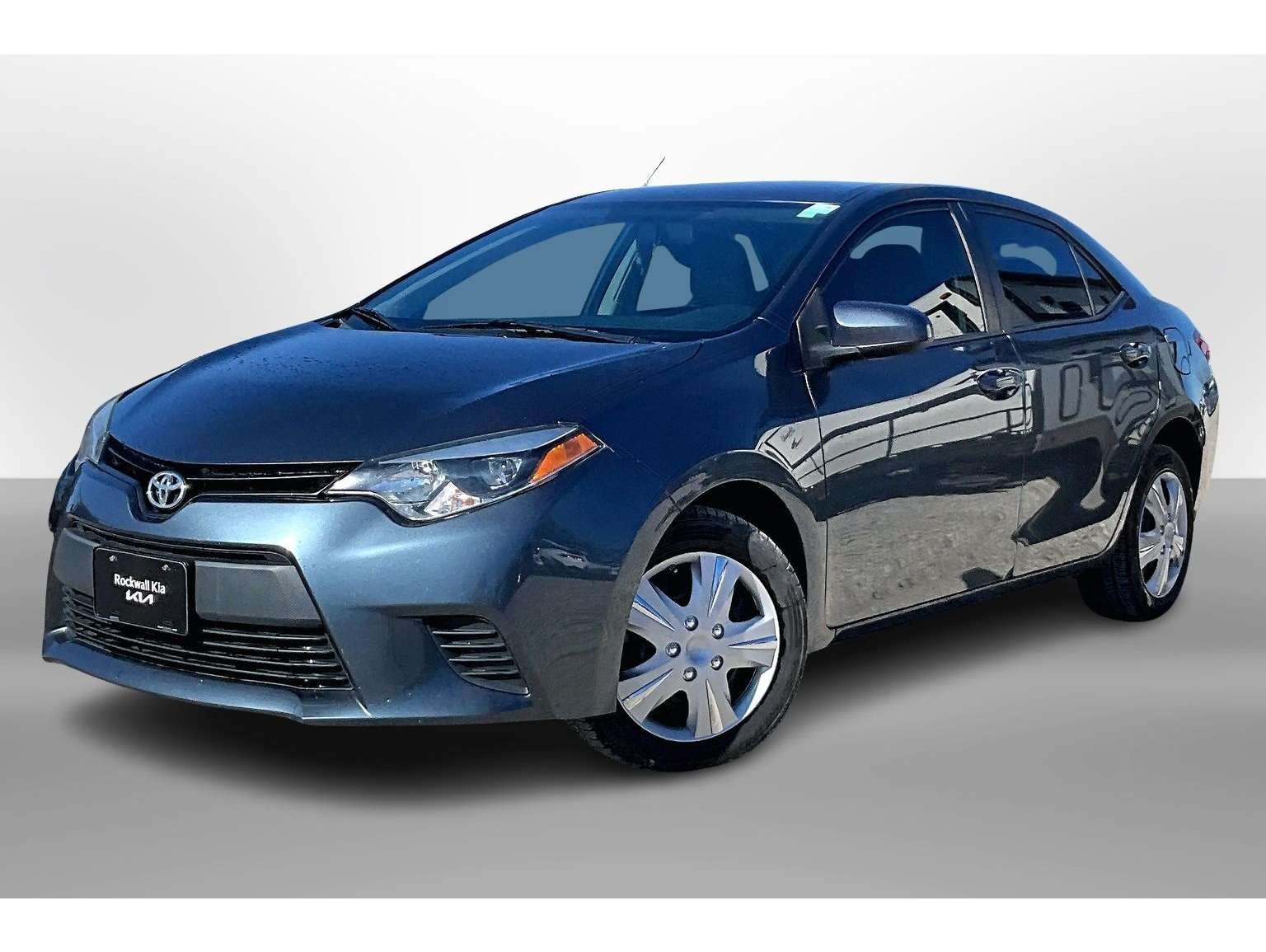 2014 Toyota Corolla LE's photo