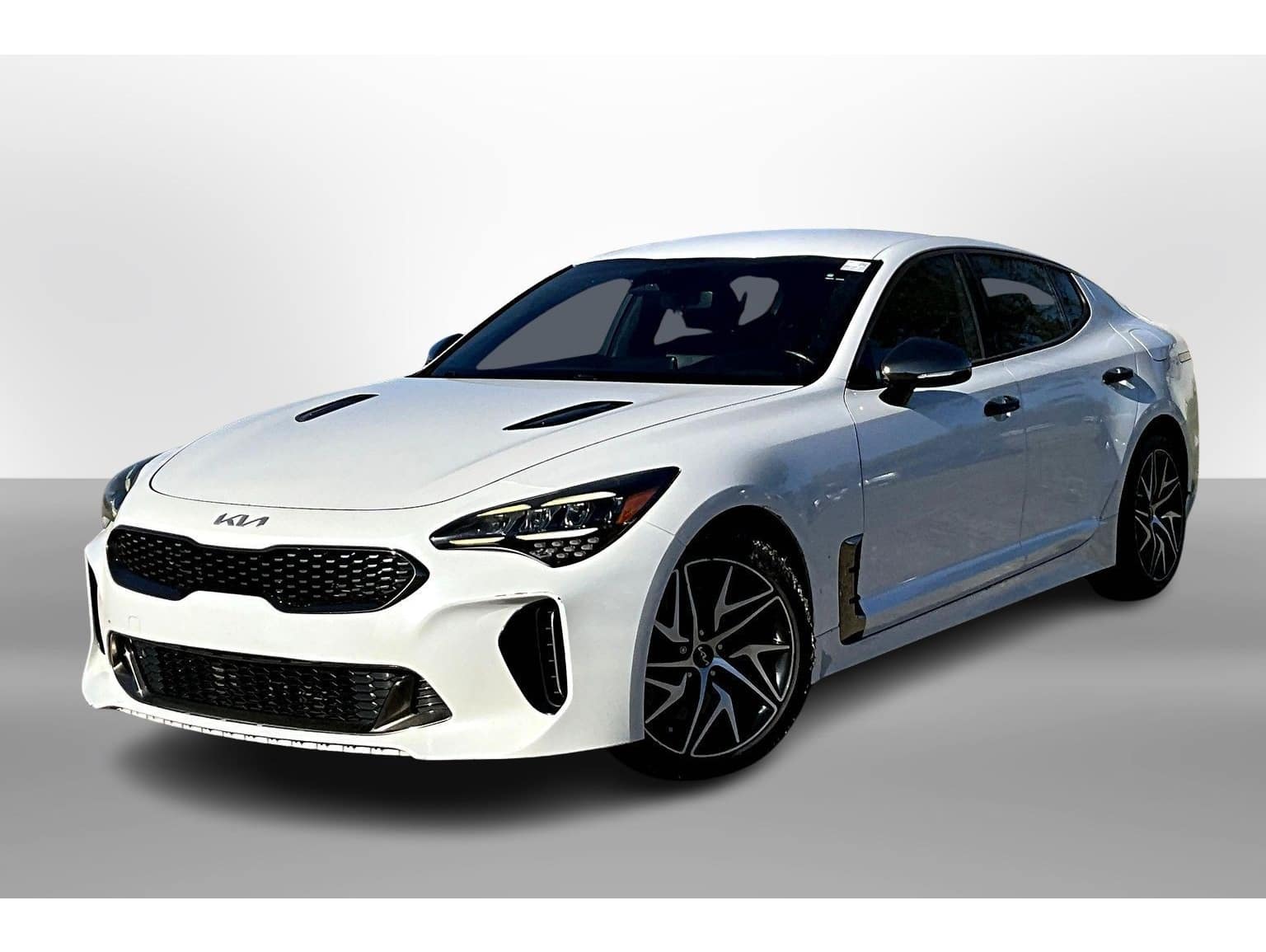 2022 Kia Stinger GT-Line's photo