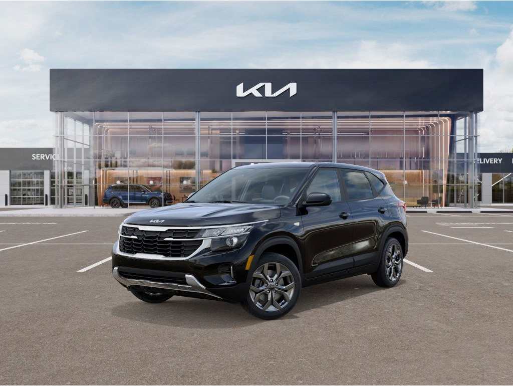 2025 Kia Seltos LX's photo