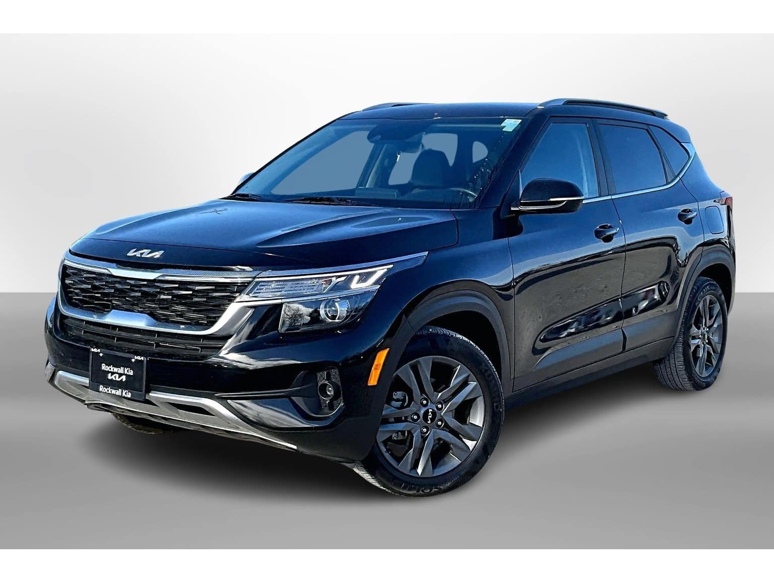 2023 Kia Seltos S's photo