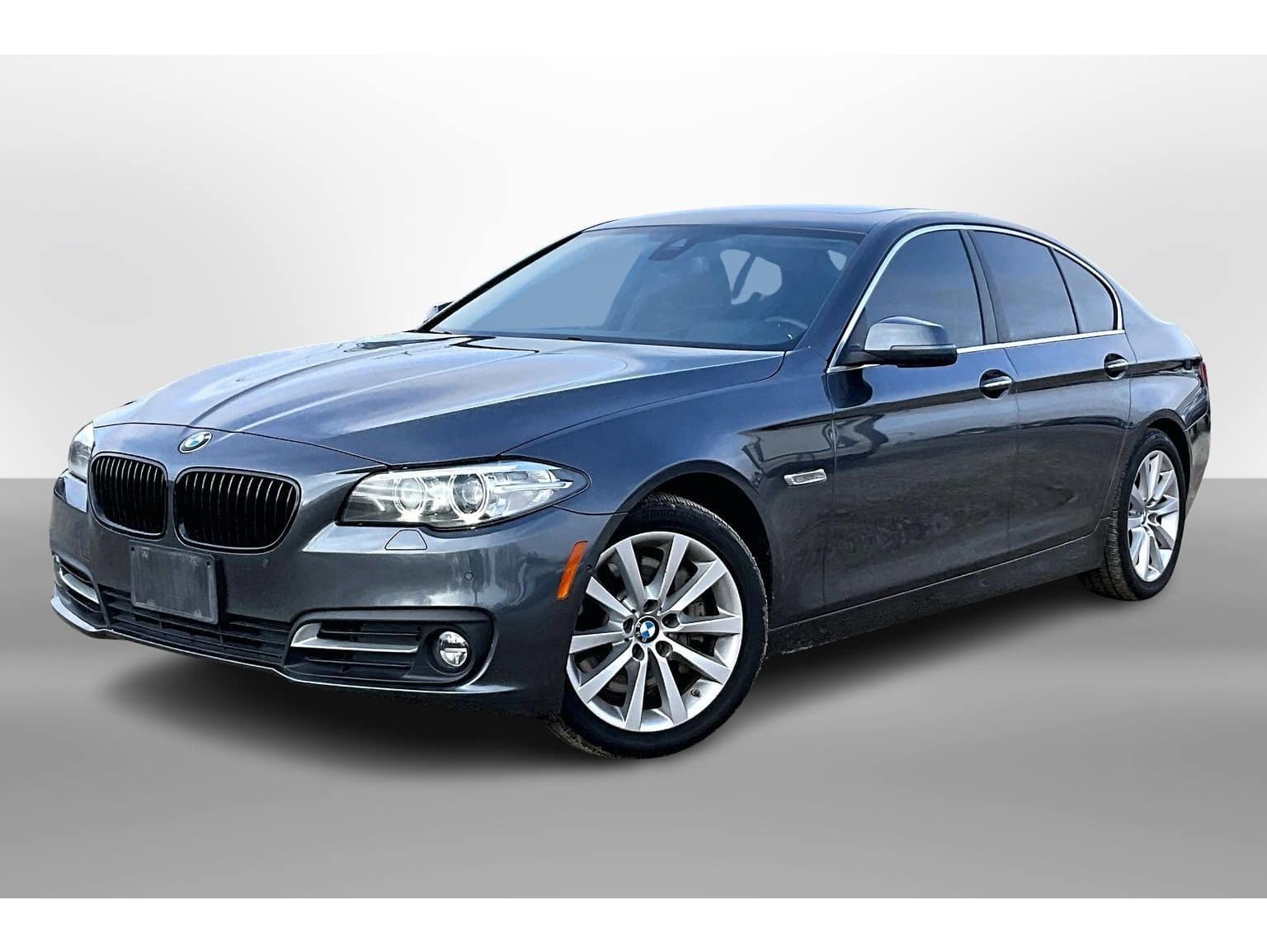 2016 BMW 5 Series 535i's photo