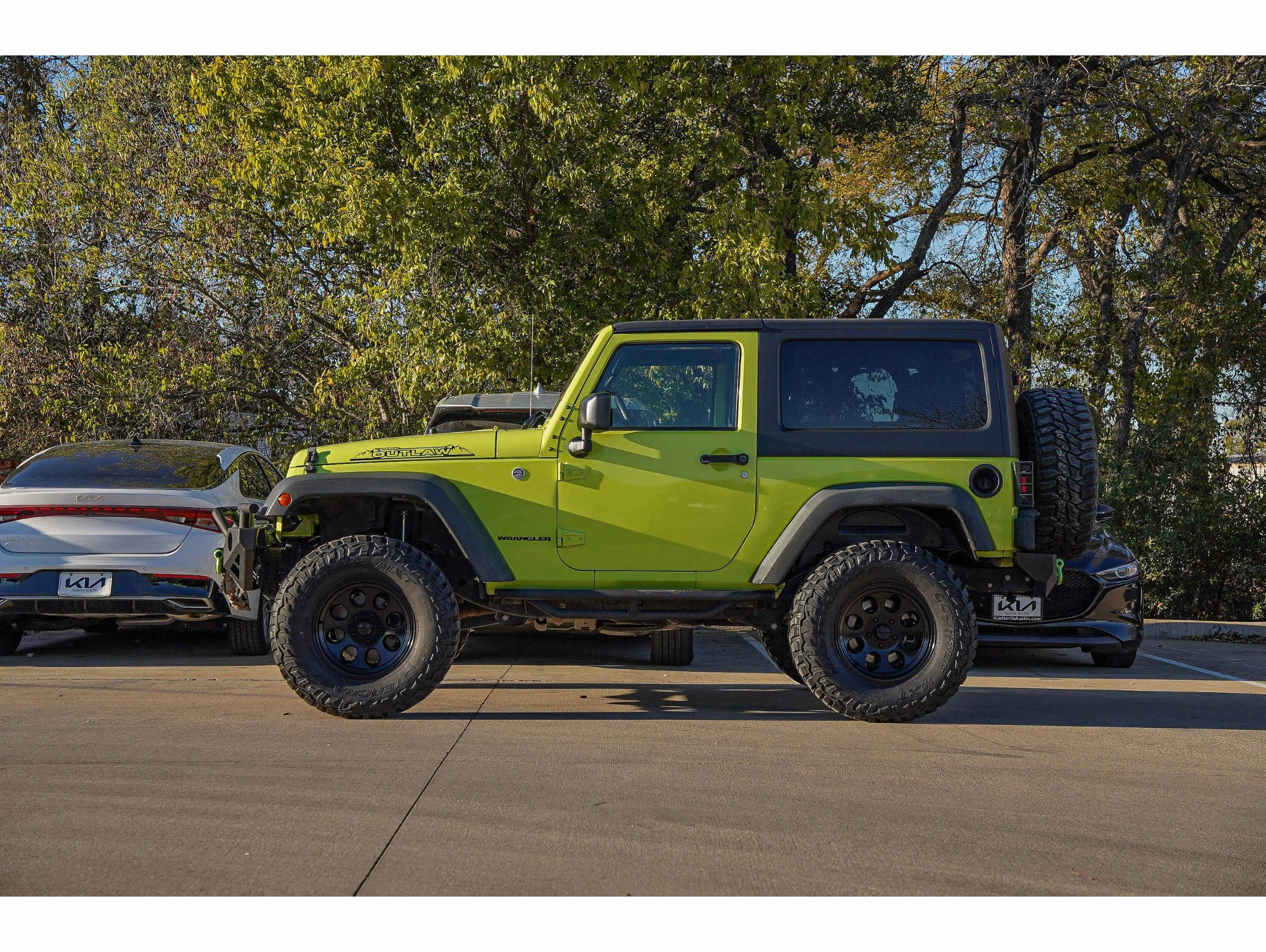 2016 Jeep Wrangler Sport S's photo