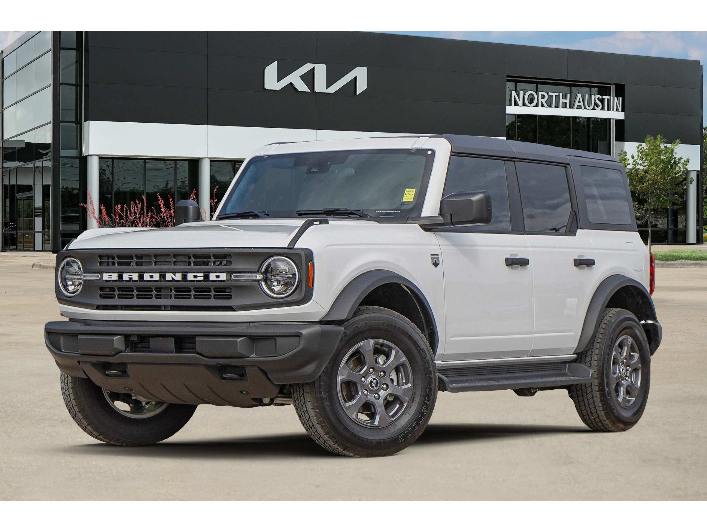 2025 Ford Bronco 4-Door Big Bend's photo