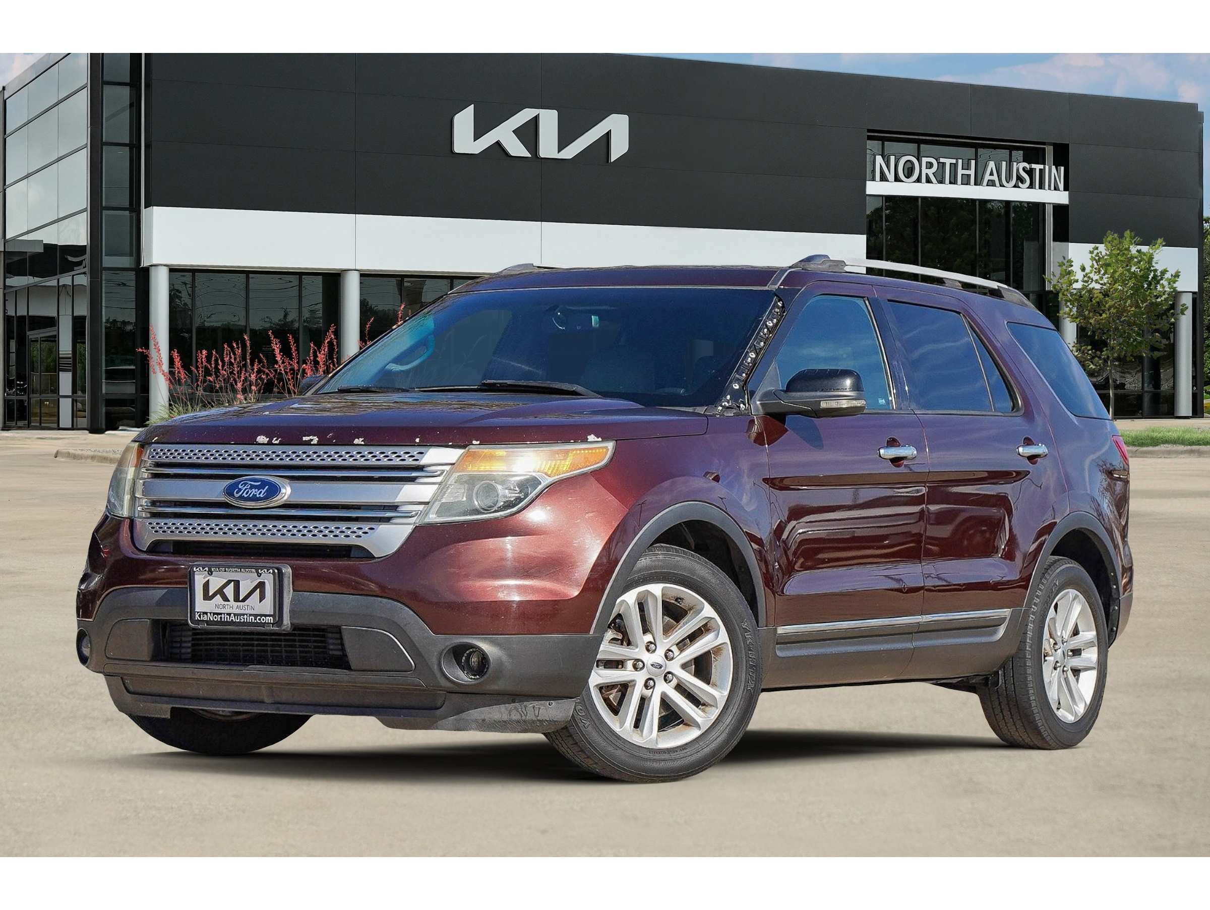 2012 Ford Explorer XLT's photo