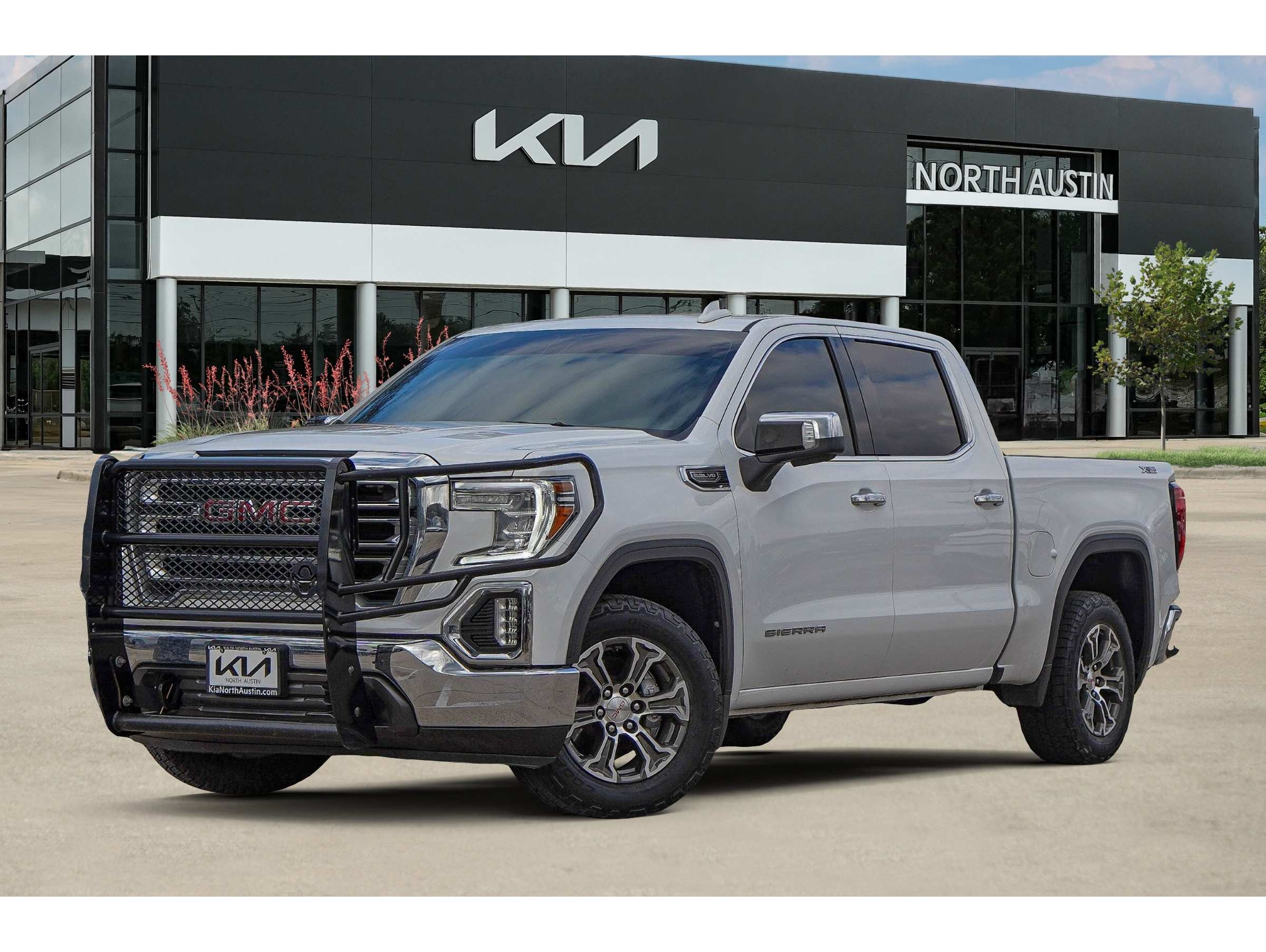 2021 GMC Sierra 1500 SLT's photo