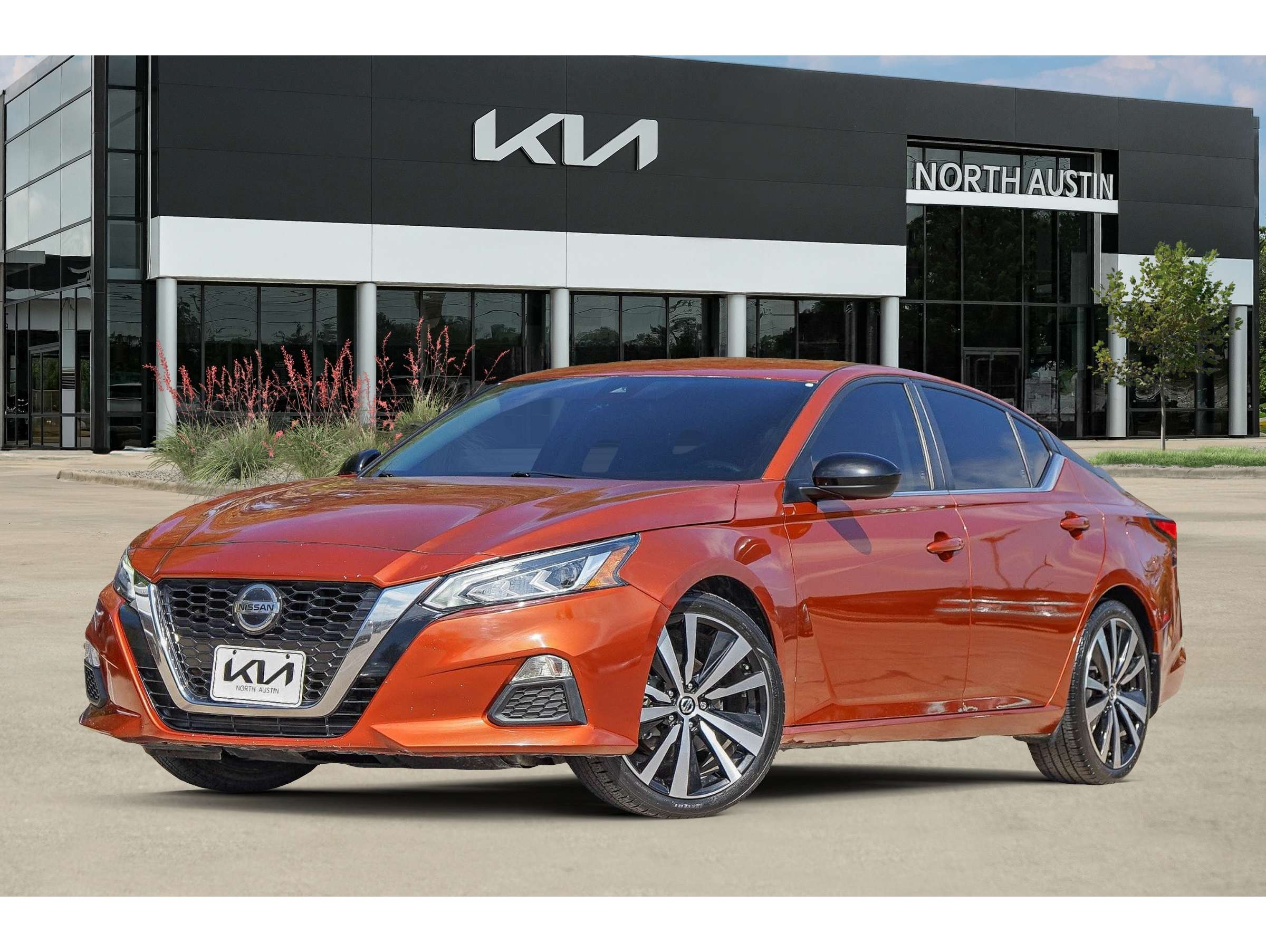 2020 Nissan Altima SR