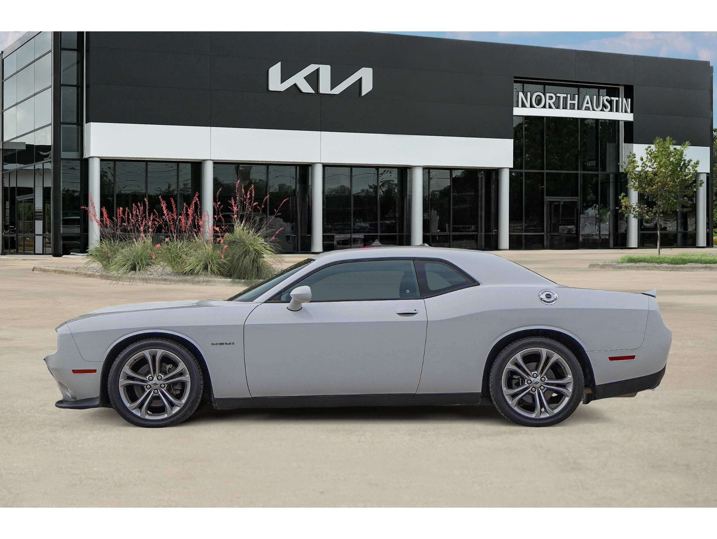 2020 Dodge Challenger R/T's photo