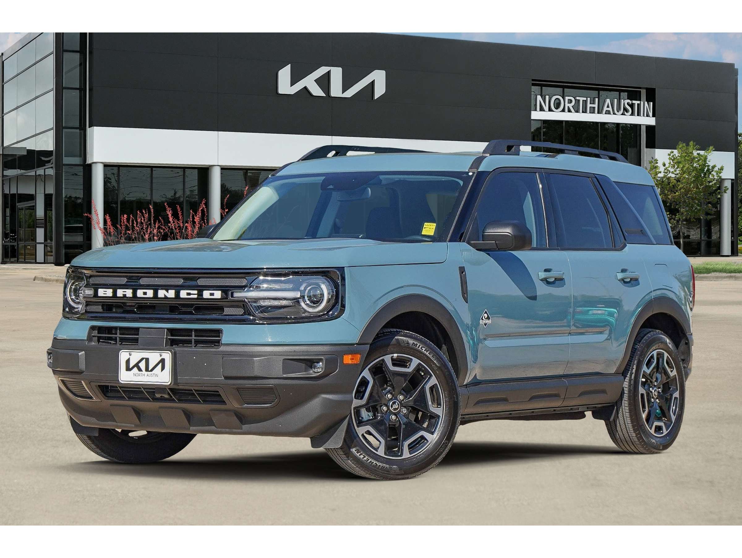 2023 Ford Bronco Sport Outer Banks's photo