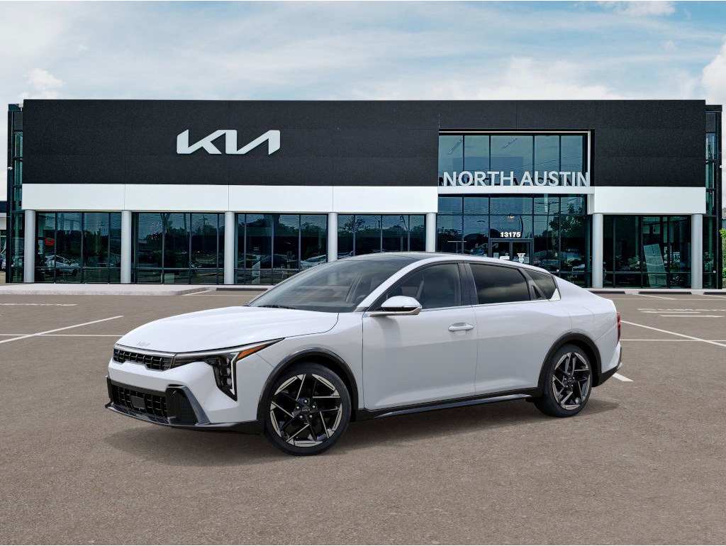 2025 Kia K4 GT-Line's photo