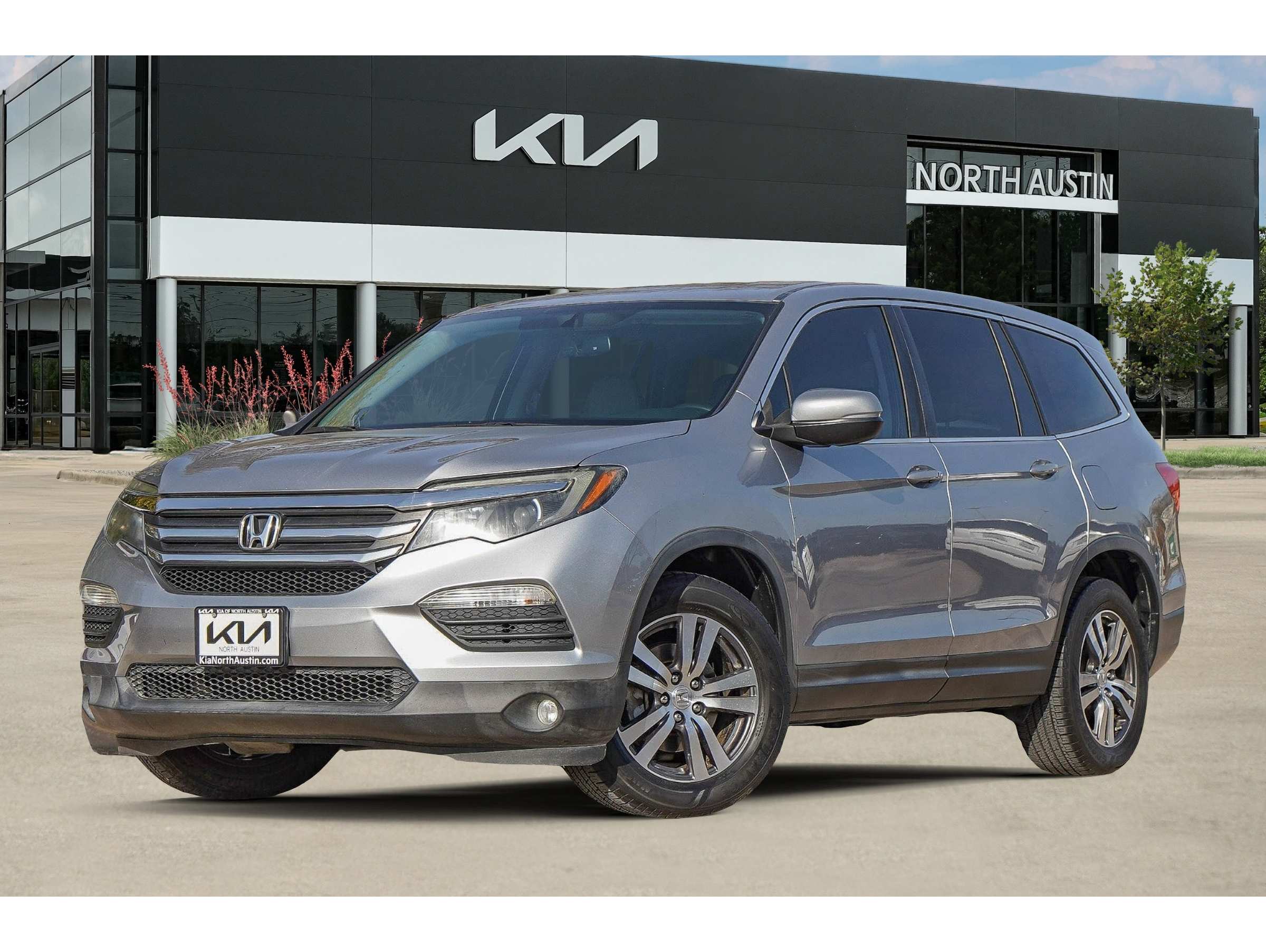 2017 Honda Pilot EX-L's photo