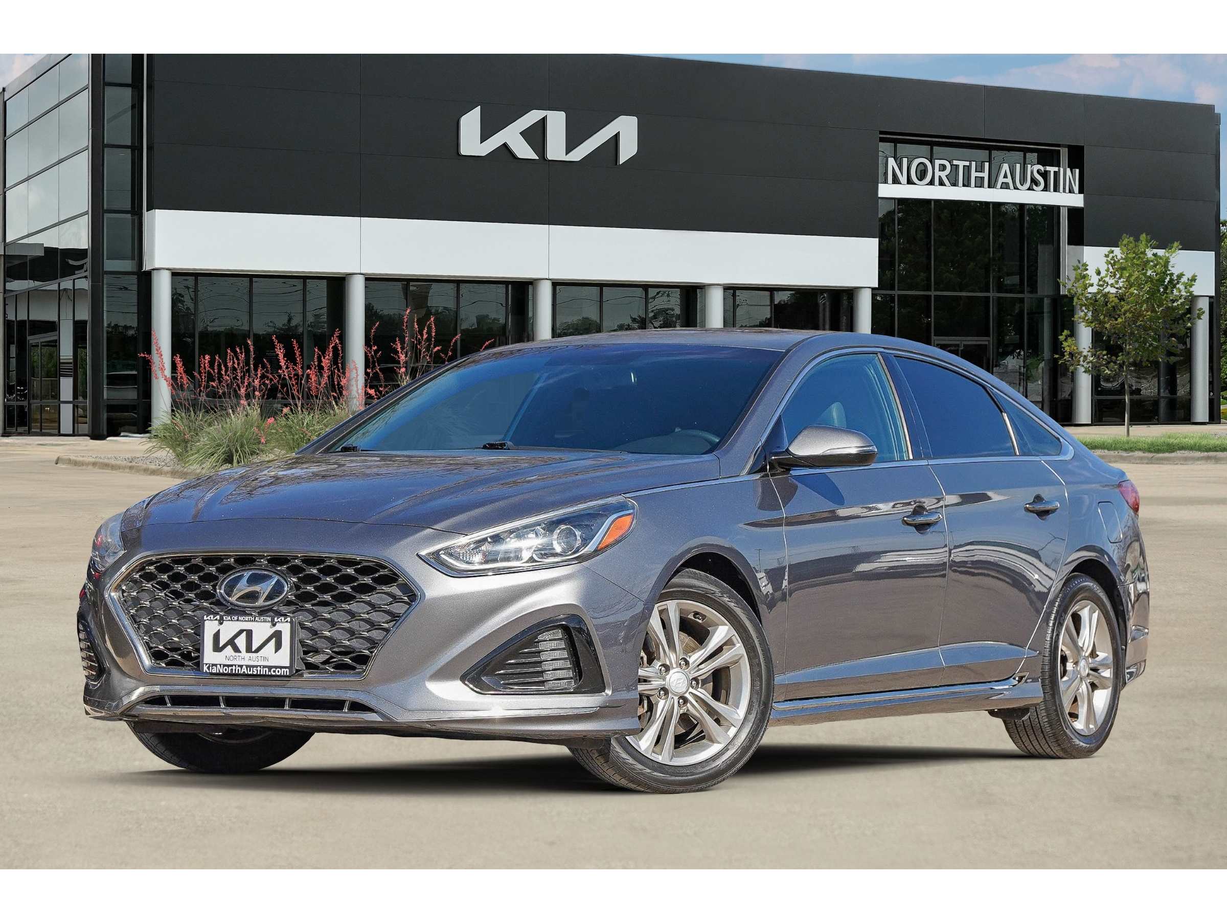 2018 Hyundai Sonata Sport's photo
