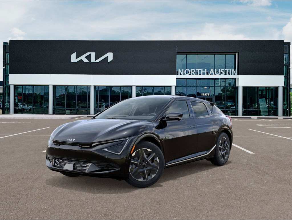 2025 Kia EV6 Light L/R's photo