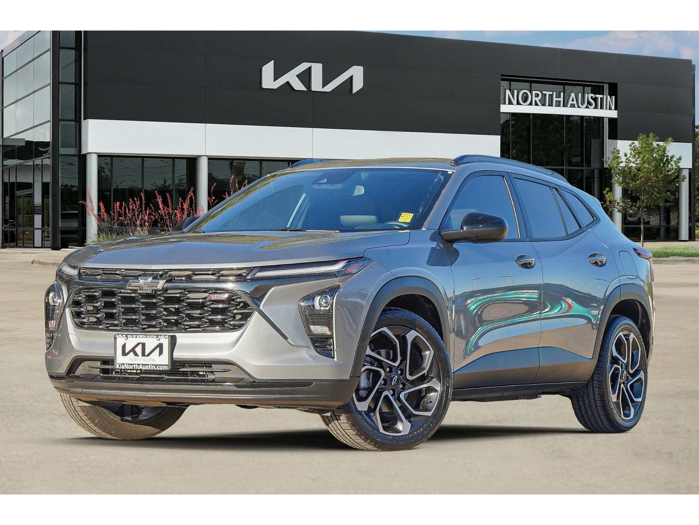 2024 Chevrolet Trax RS's photo