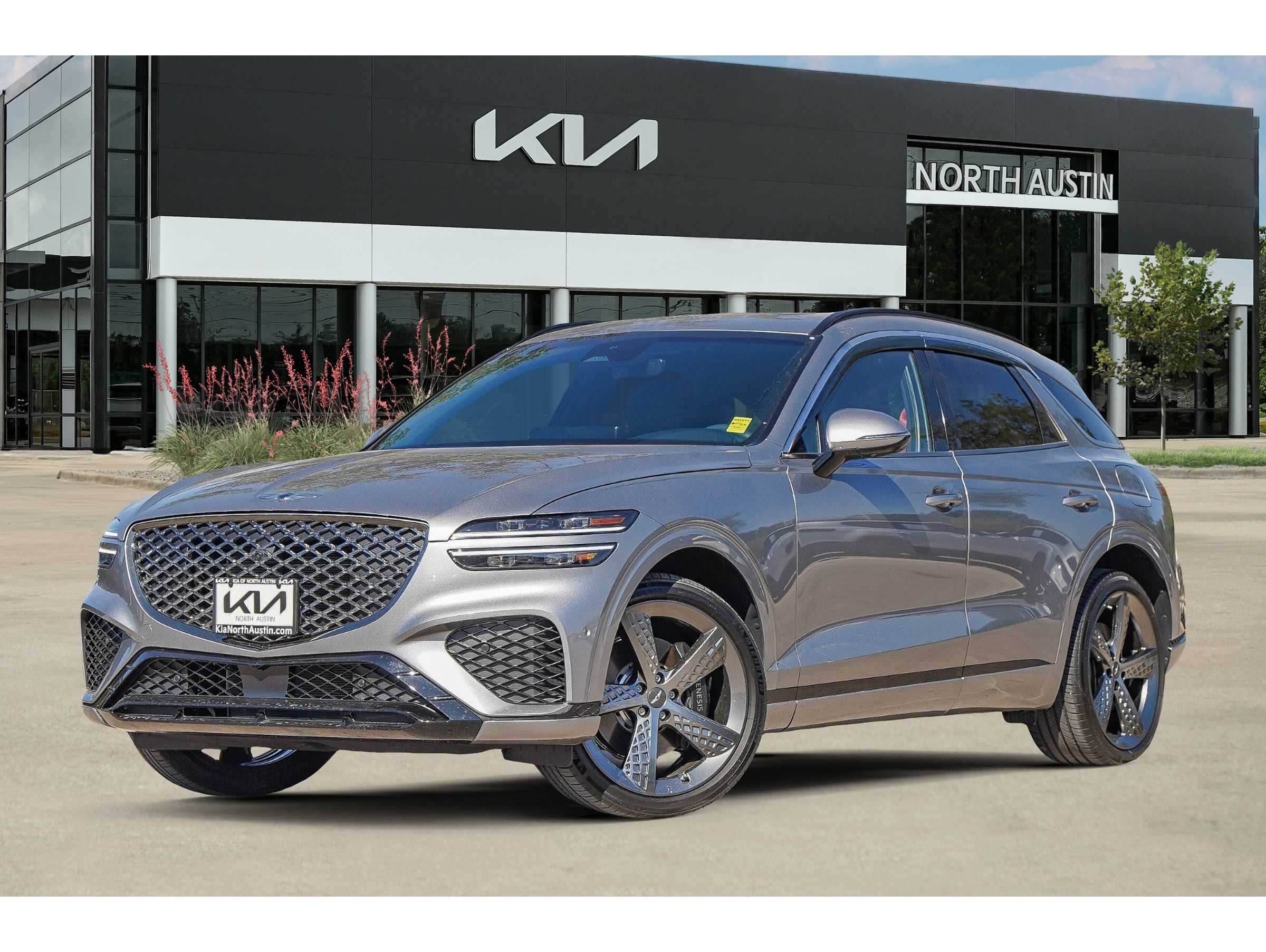 2023 GENESIS GV70 Standard's photo