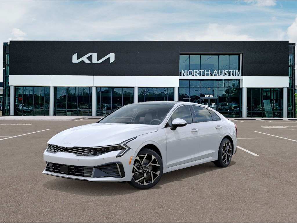 2025 Kia K5 EX's photo