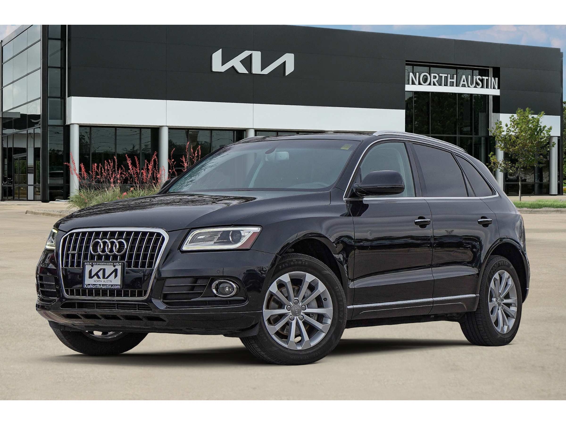 2015 Audi Q5 Premium Plus's photo