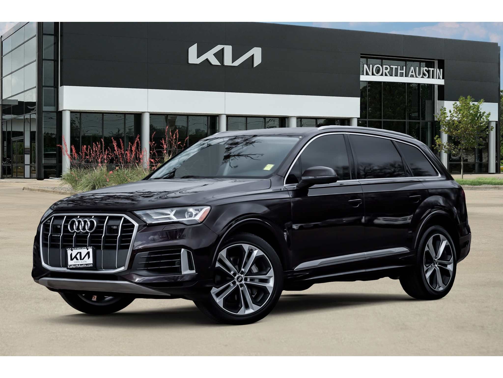 2021 Audi Q7 Premium Plus's photo
