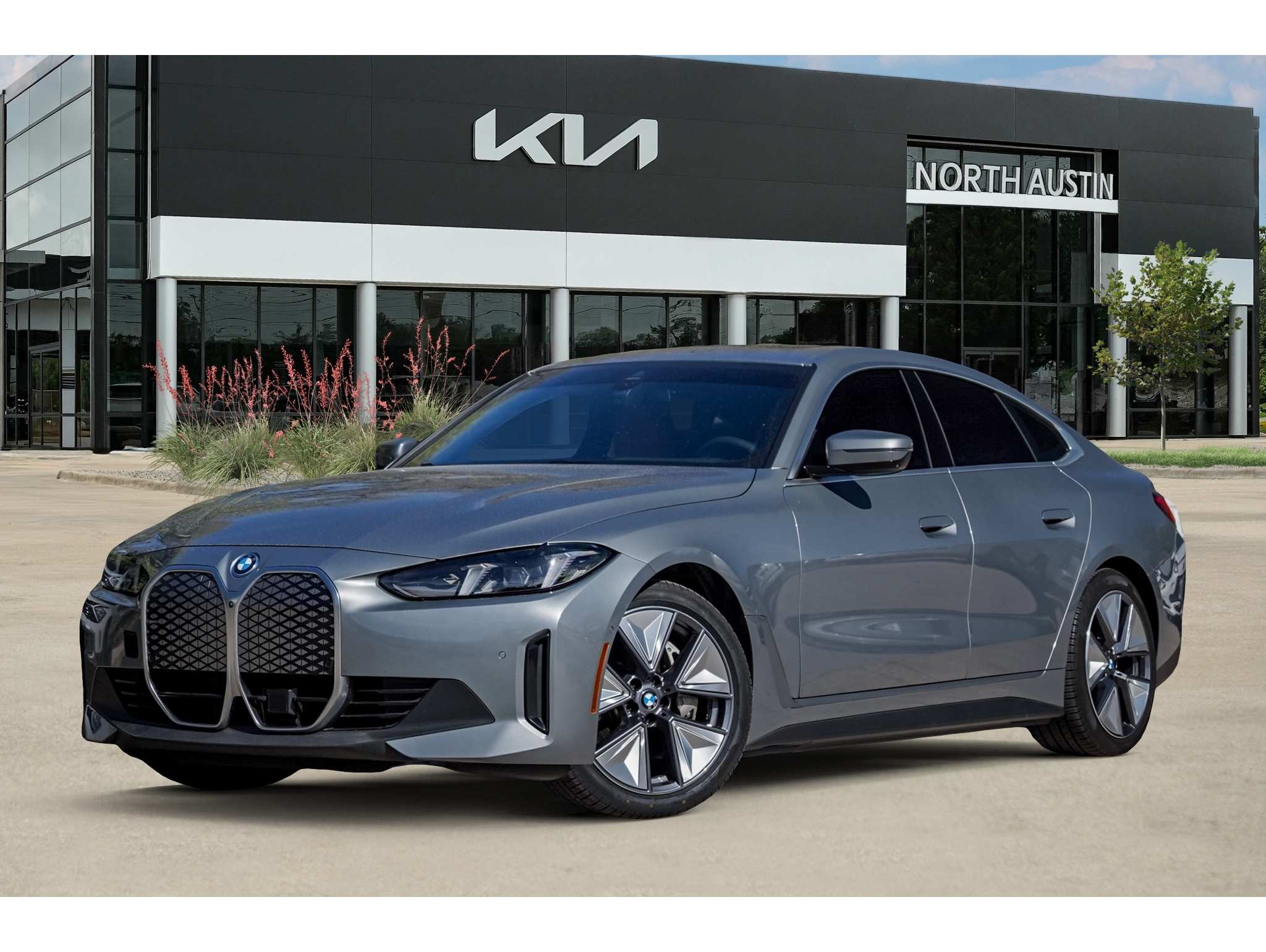 2025 BMW i4 40's photo