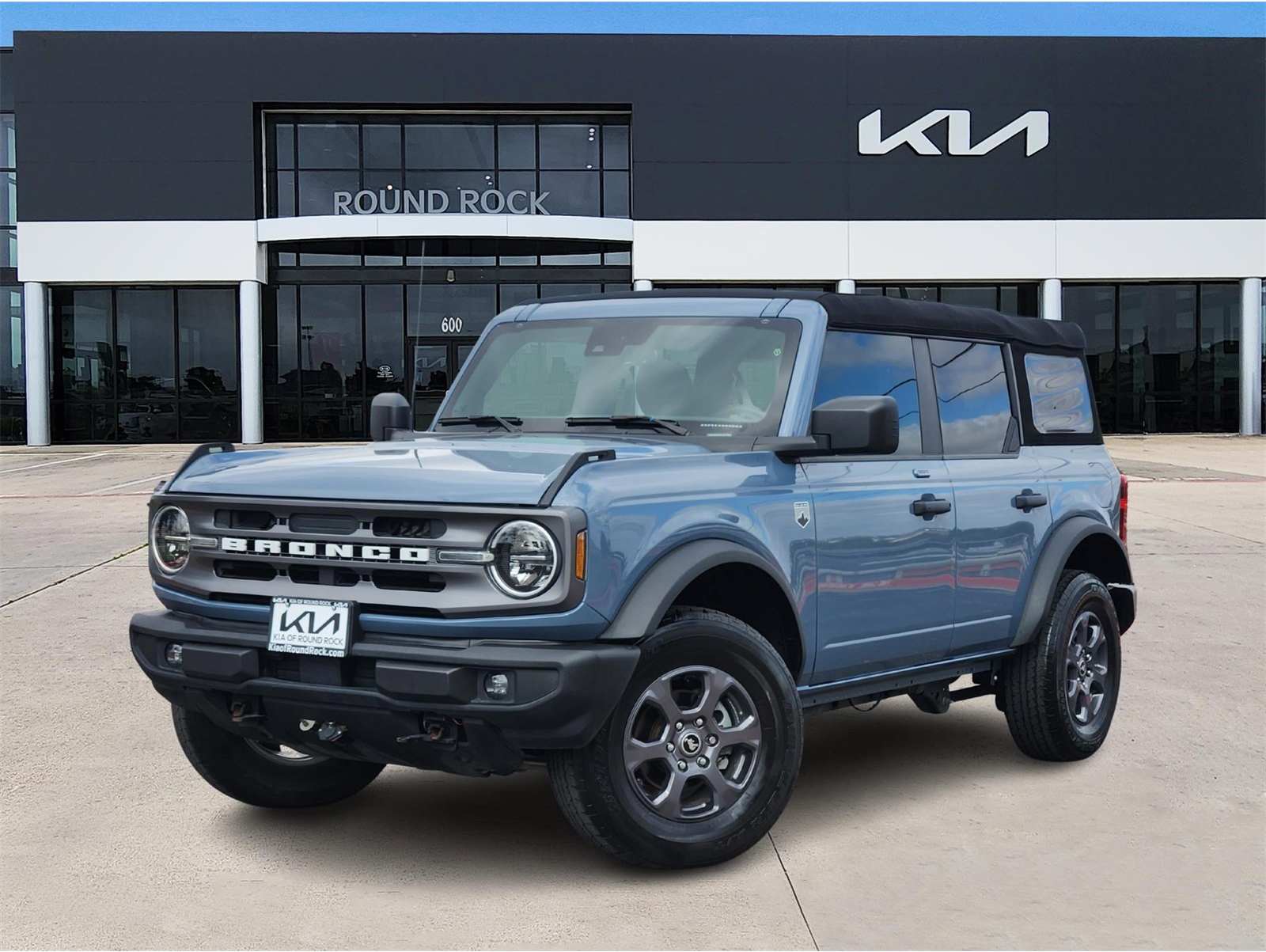 2023 Ford Bronco 4-Door Big Bend's photo