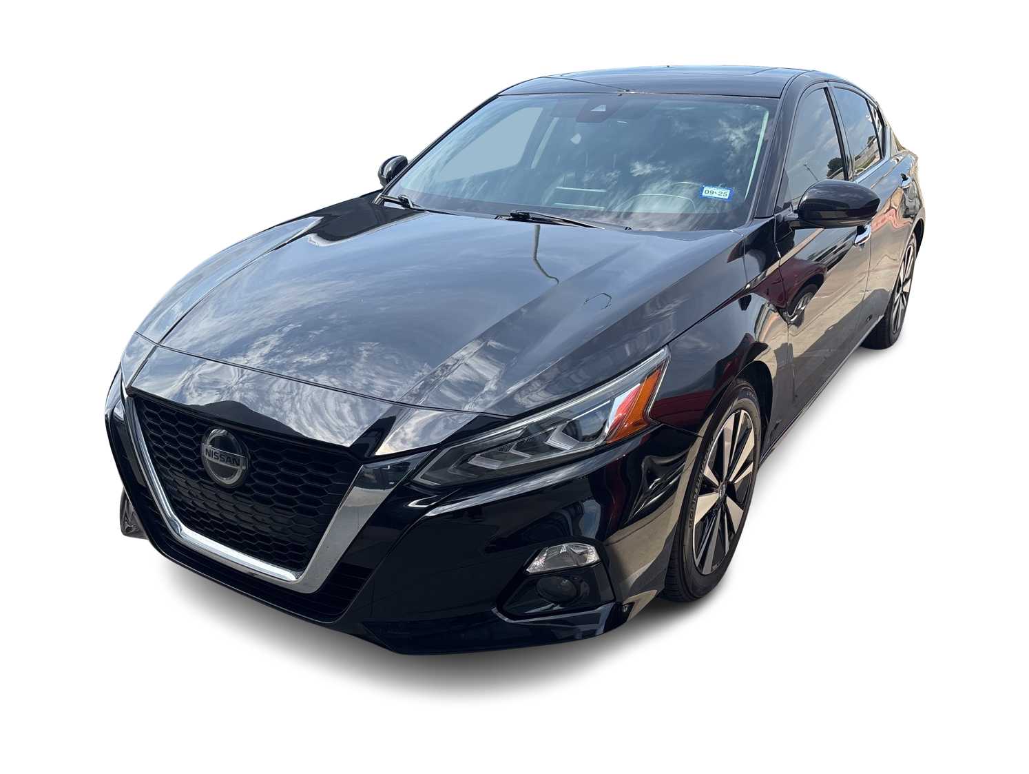 Thumbnail: 2020 Nissan Altima - 1