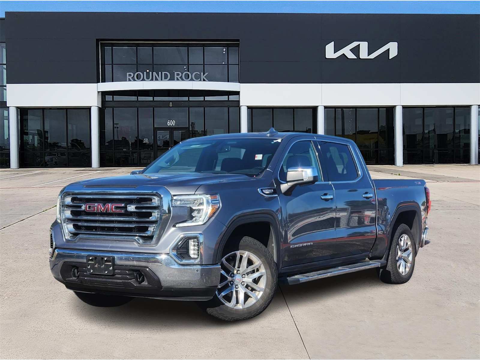 2021 GMC Sierra 1500 SLT's photo