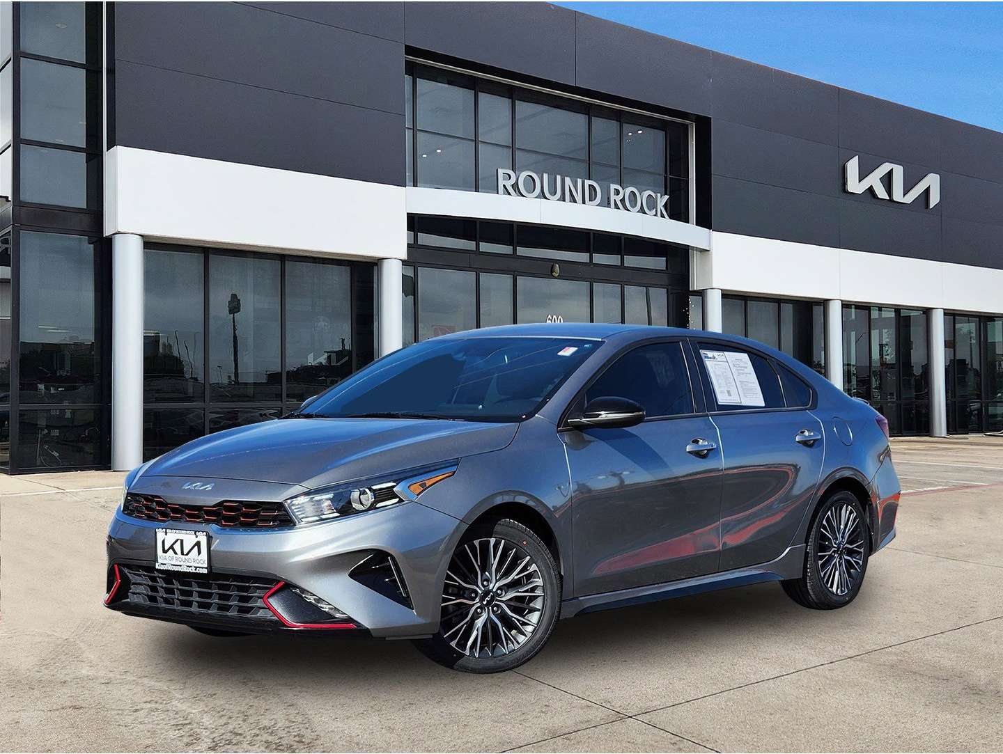2022 Kia FORTE GT-Line's photo