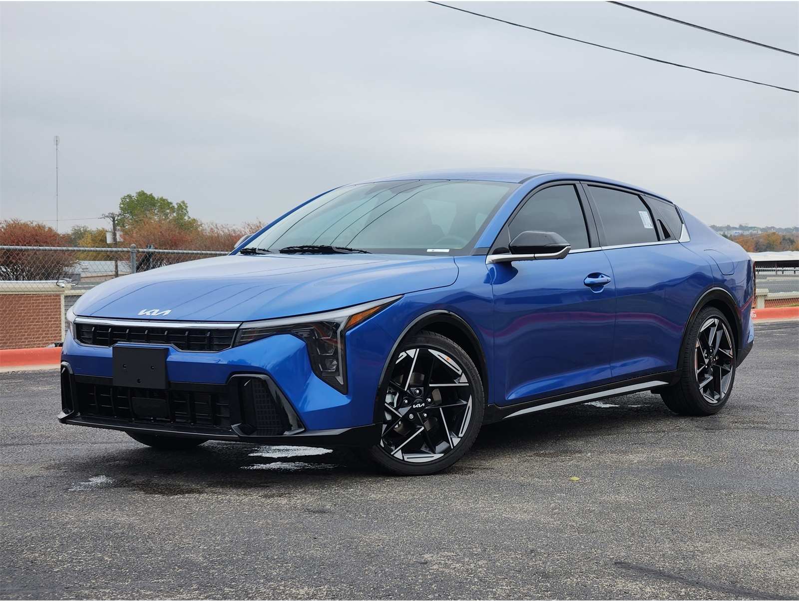 2025 Kia K4 GT-Line's photo