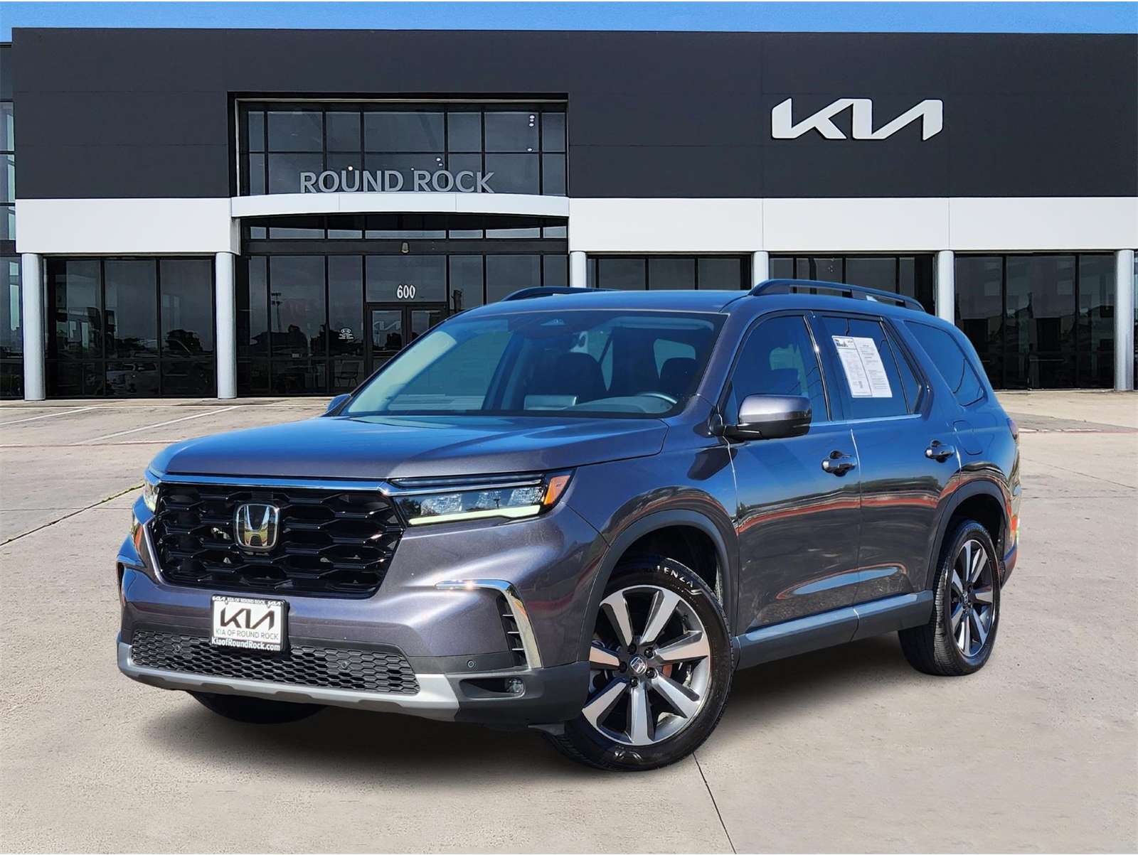 2024 Honda Pilot Touring's photo