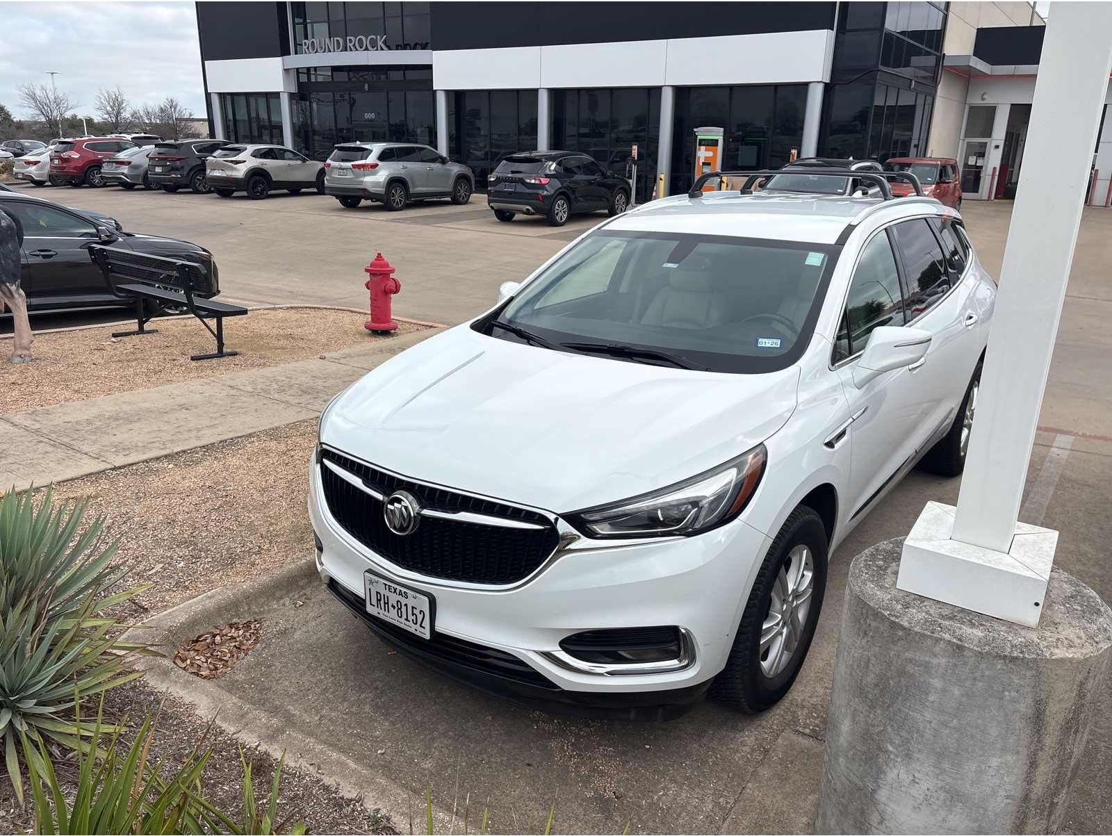 2018 Buick Enclave Essence's photo