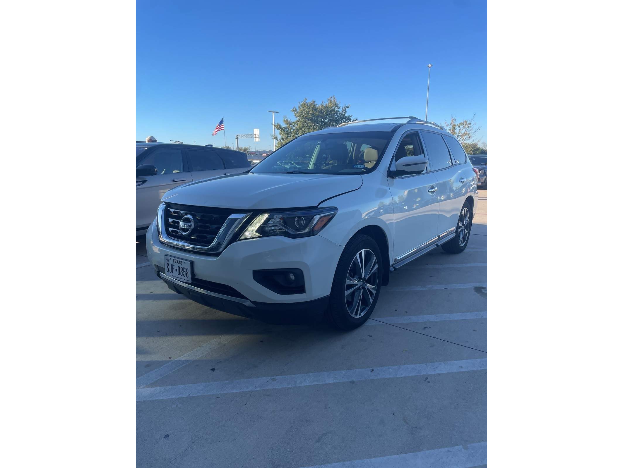 2017 Nissan Pathfinder Platinum