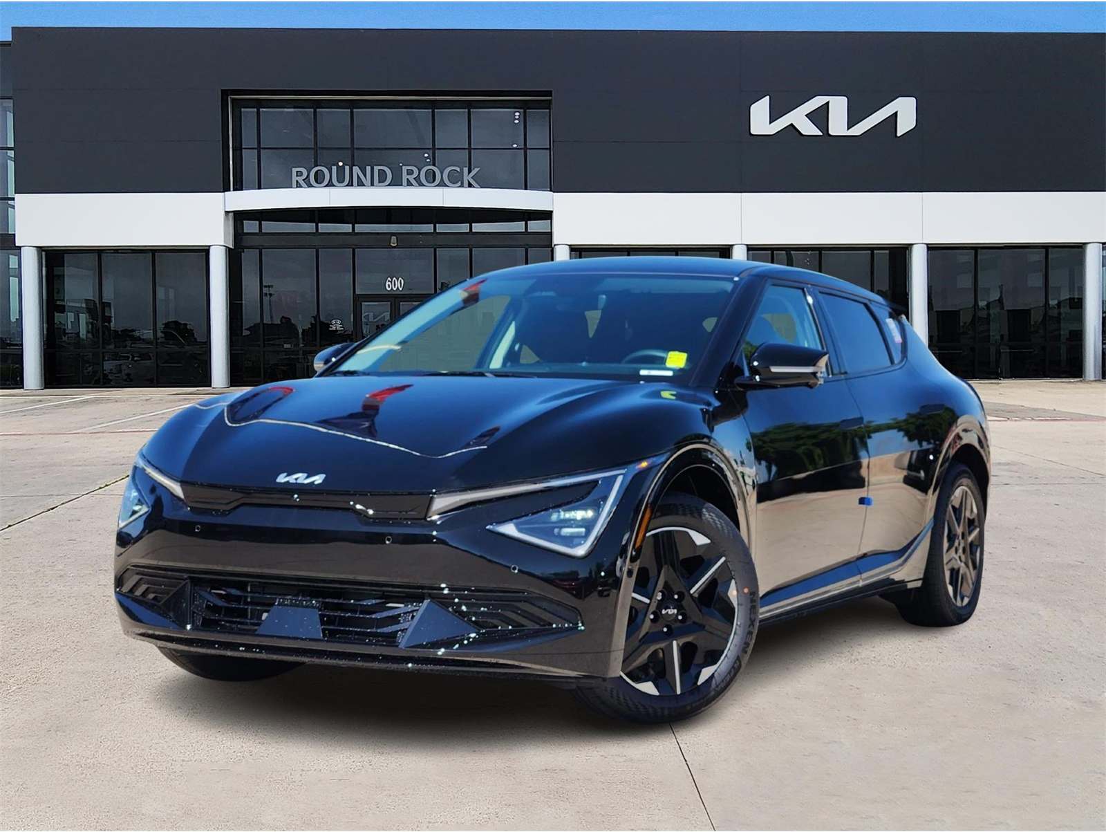 2025 Kia EV6 Wind's photo