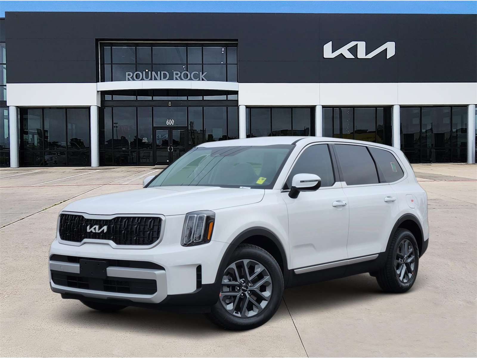 2025 Kia Telluride LX's photo