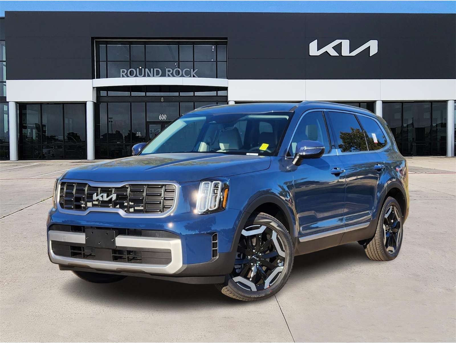 2025 Kia Telluride S's photo