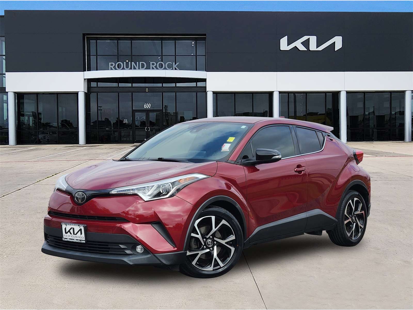 2019 Toyota C-HR Limited's photo