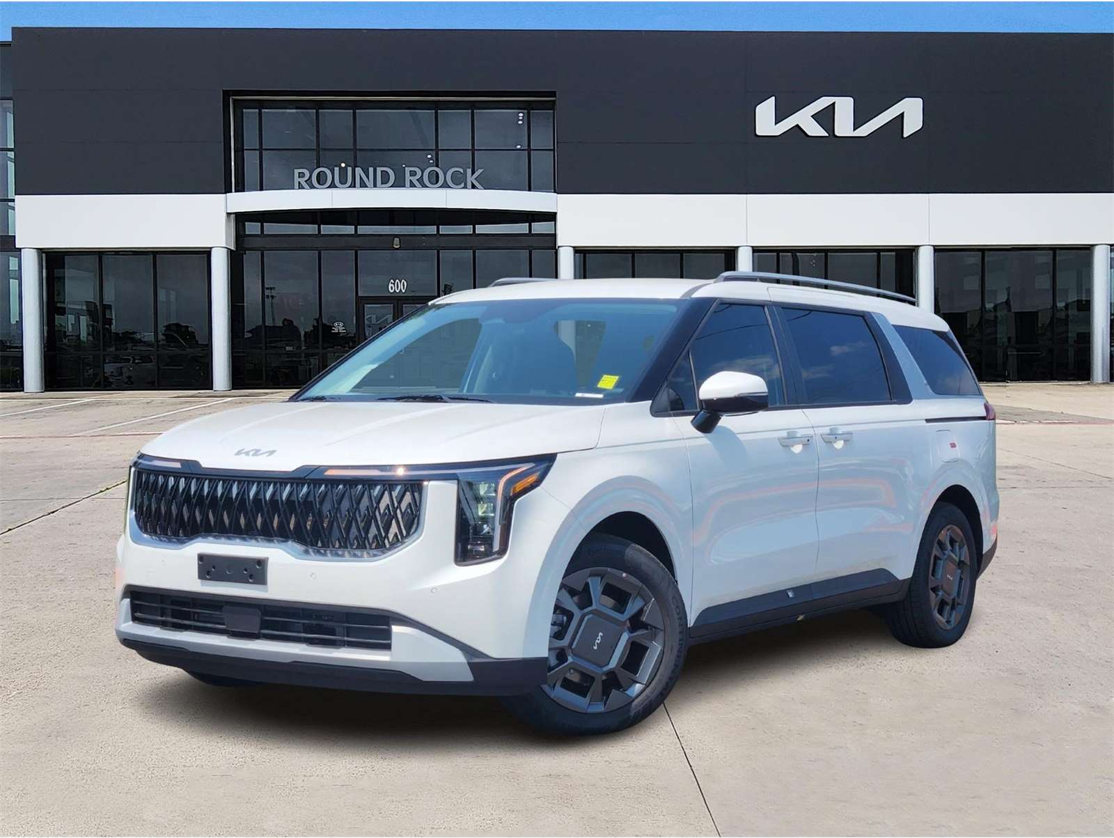 2026 Kia Carnival EX's photo