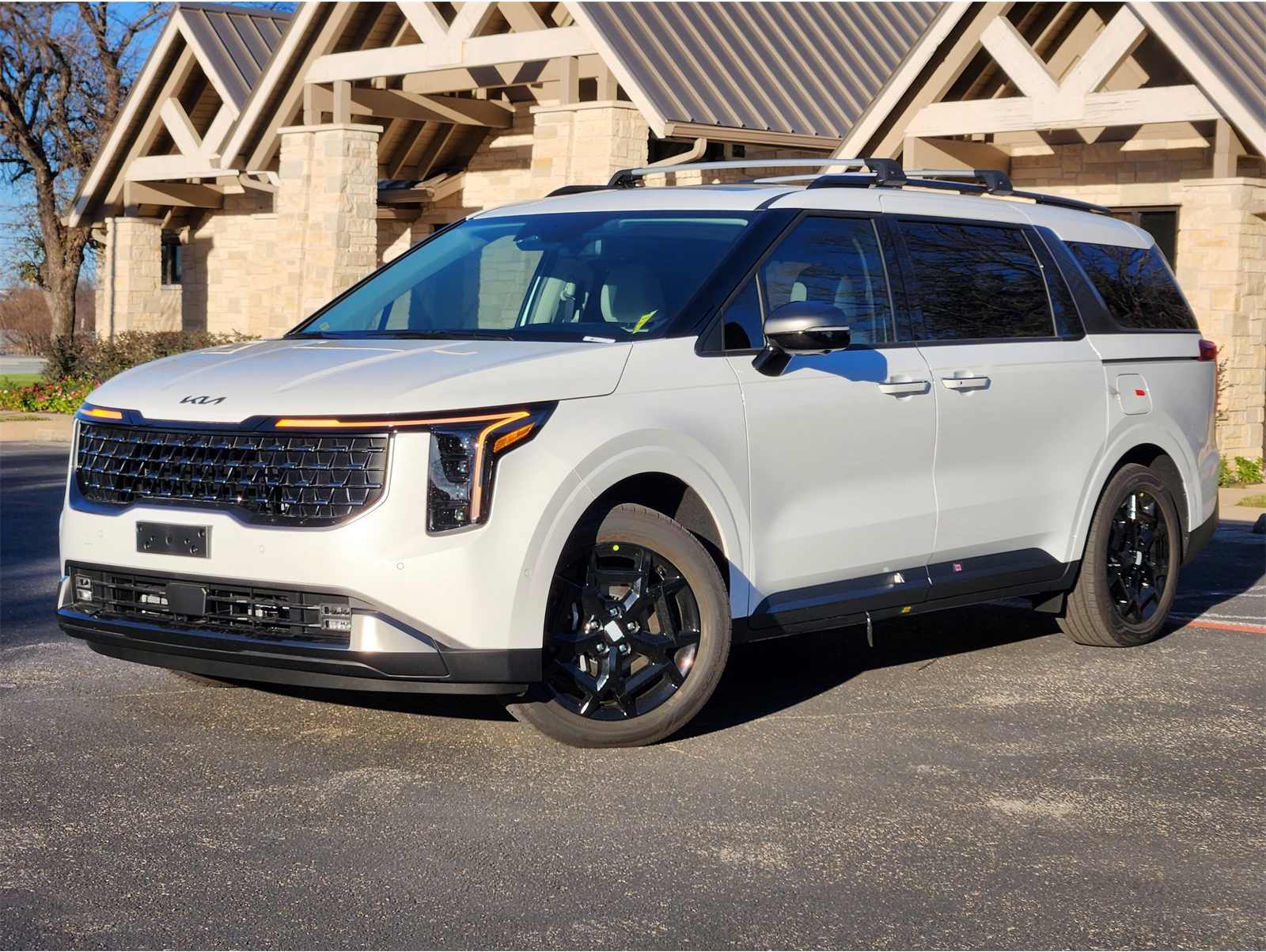 2026 Kia Carnival SX Prestige's photo