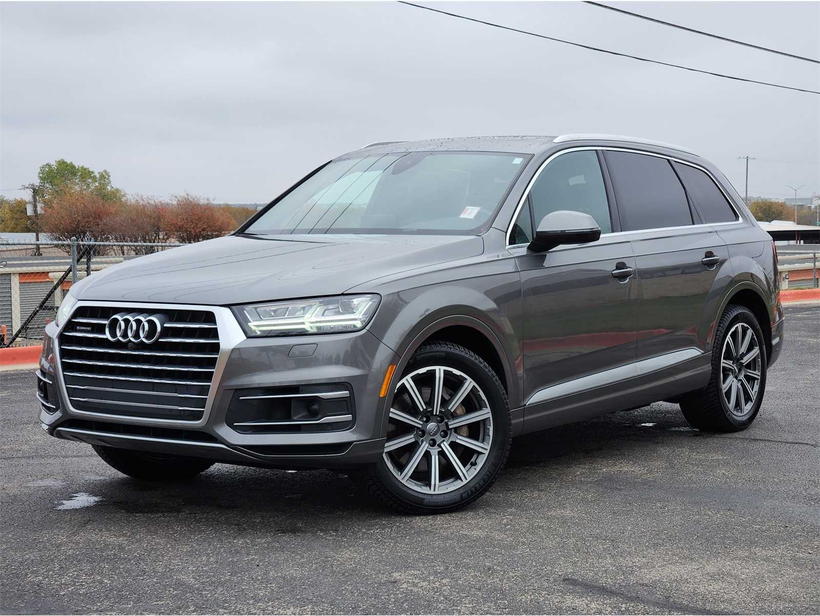 2017 Audi Q7 Premium Plus's photo