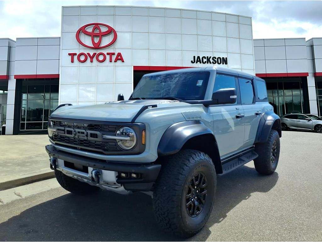 2023 Ford Bronco 4-Door Raptor's photo