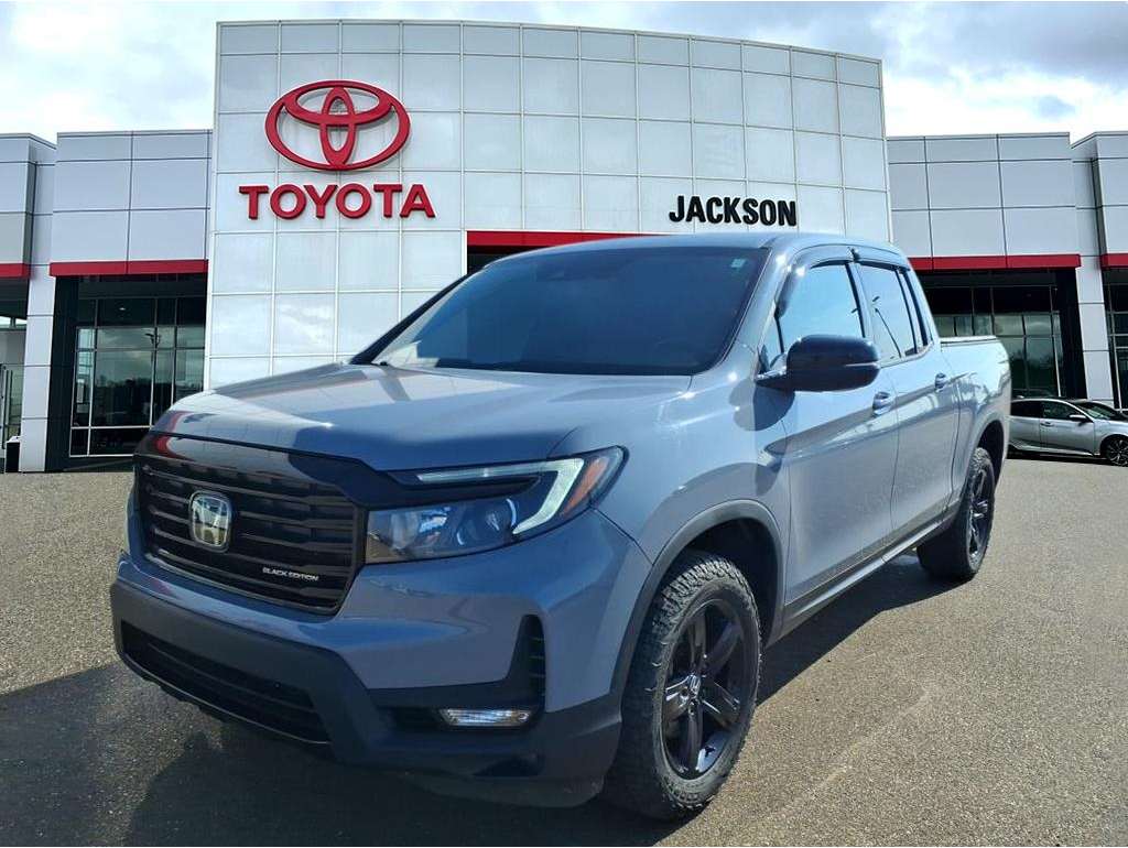 2023 Honda Ridgeline Black Edition's photo
