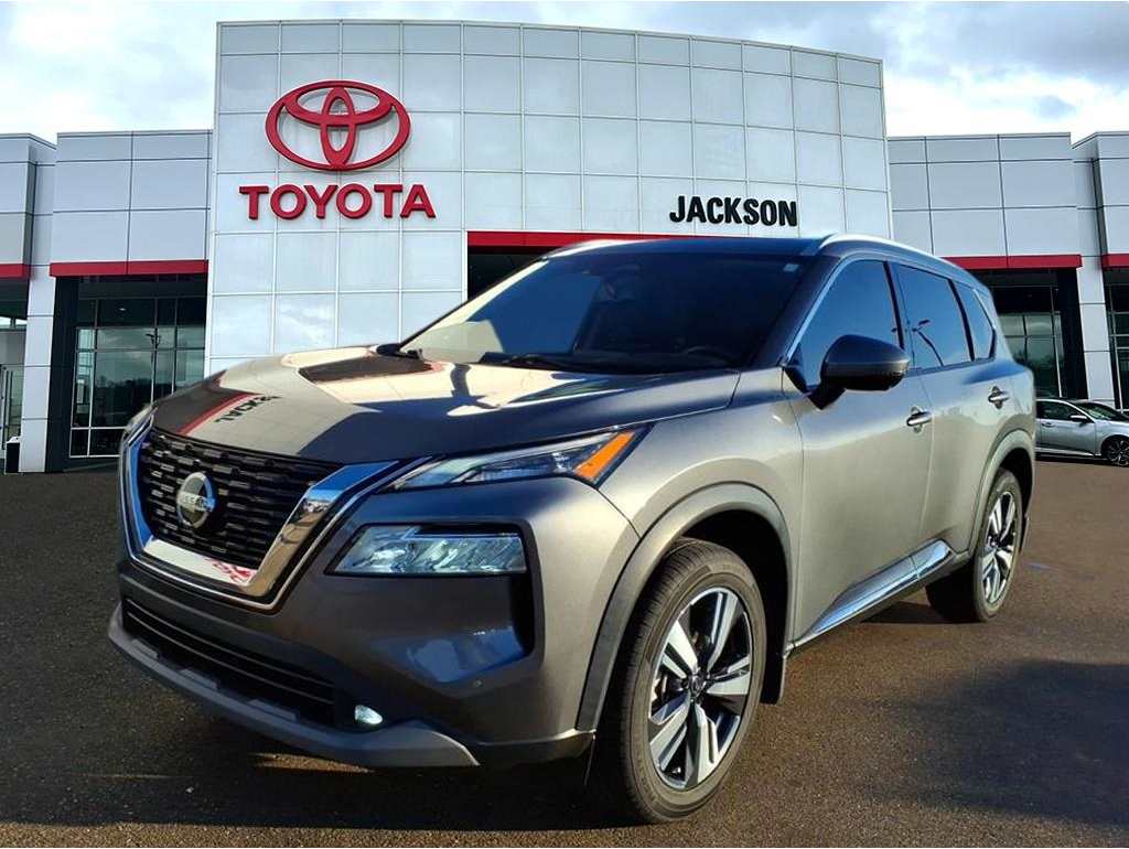 2021 Nissan Rogue SL's photo