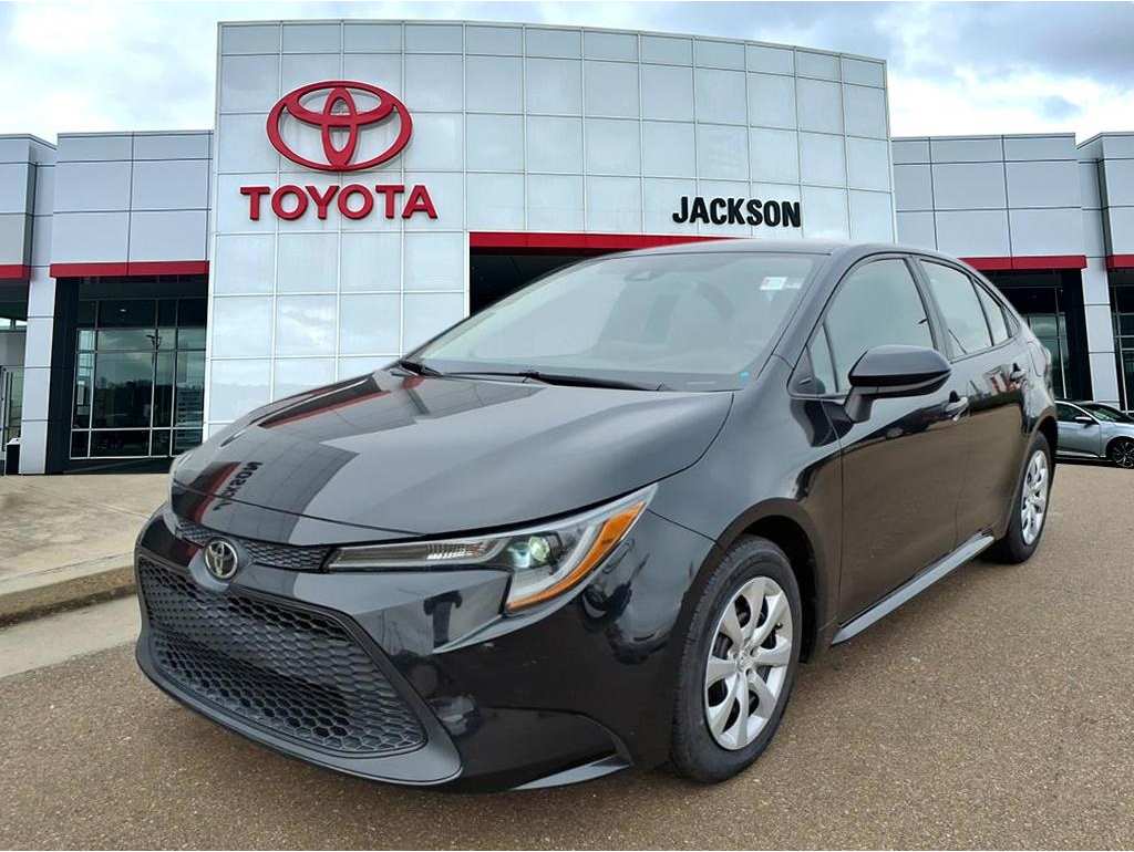 2022 Toyota Corolla LE's photo