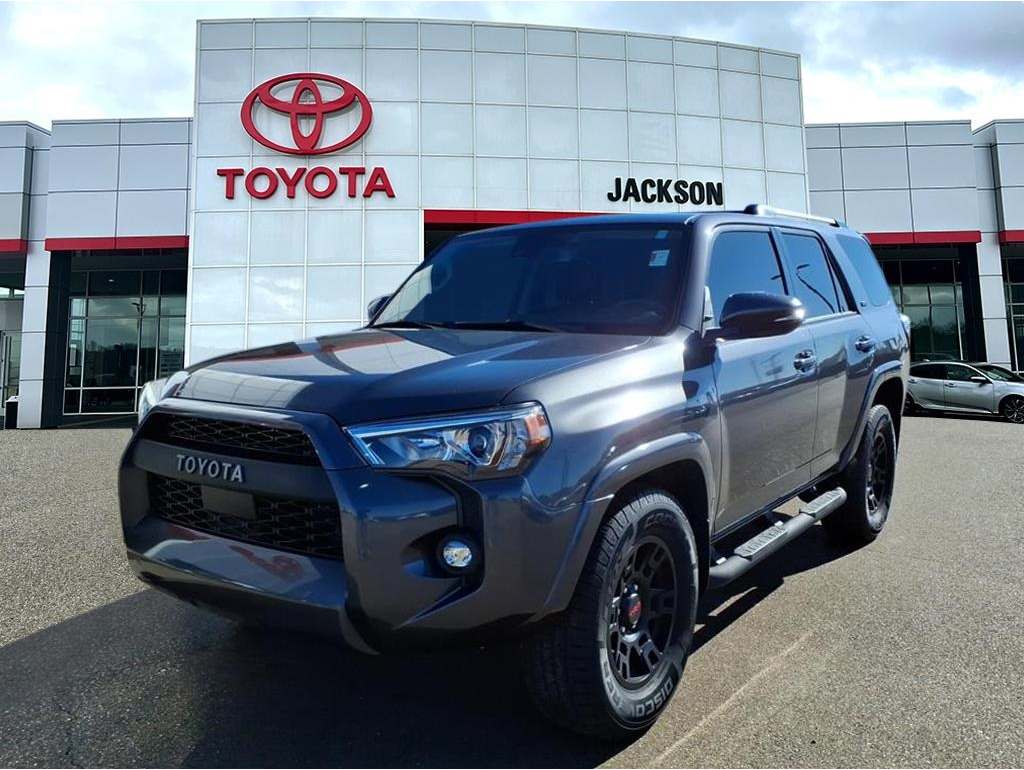 2022 Toyota 4Runner SR5 Premium's photo