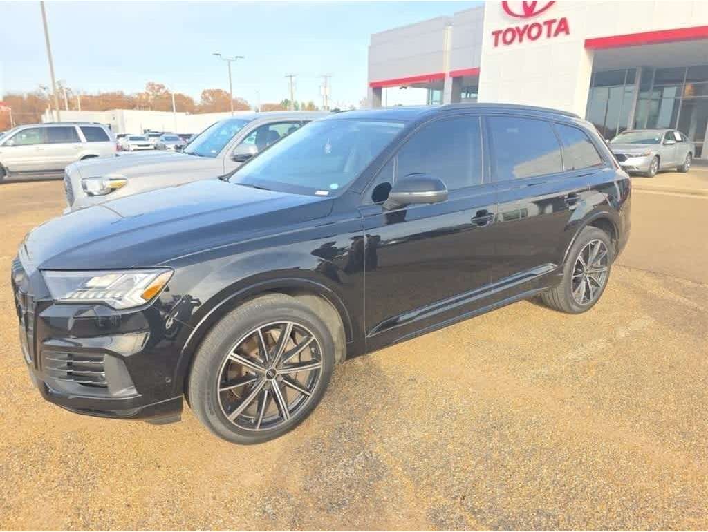 2023 Audi Q7 Premium Plus's photo