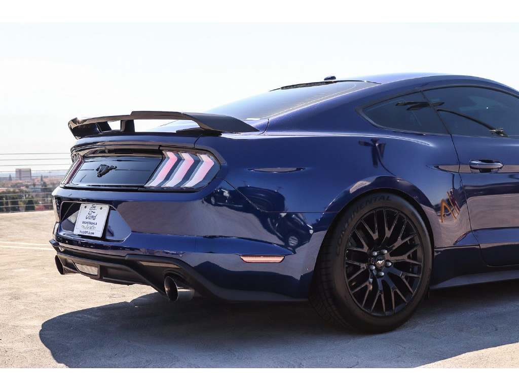 2020 Ford Mustang