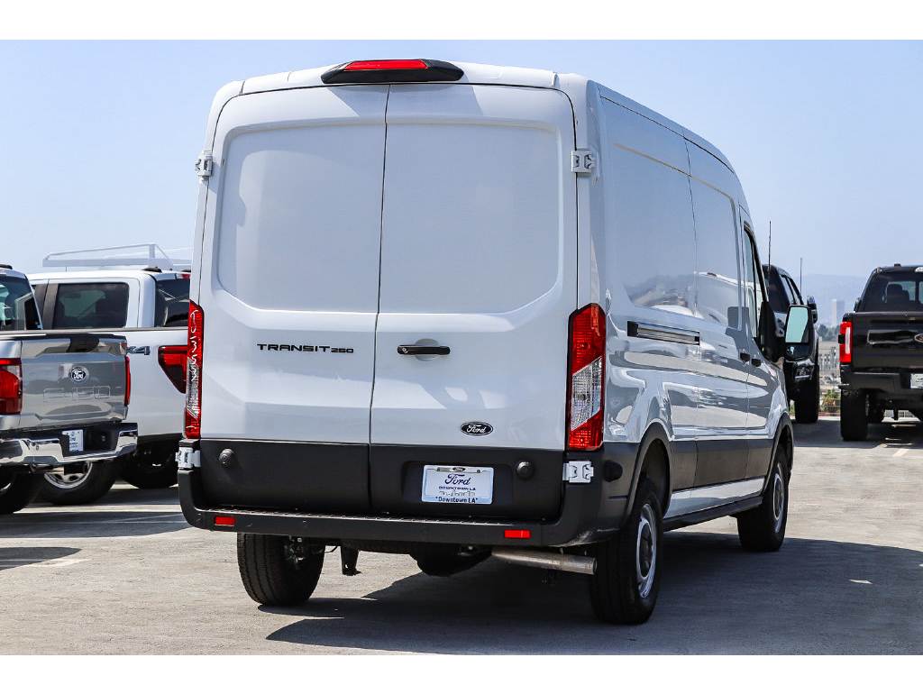 2026 Ford Transit Van Base