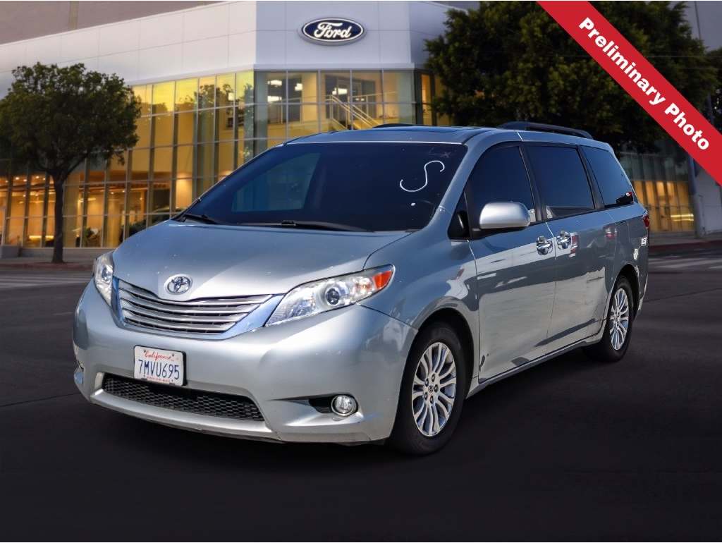 2015 Toyota Sienna