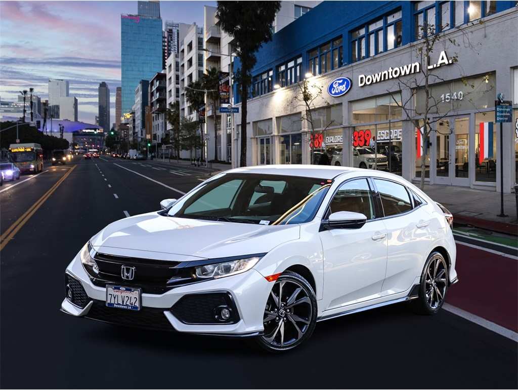 2017 Honda Civic Hatchback Sport's photo